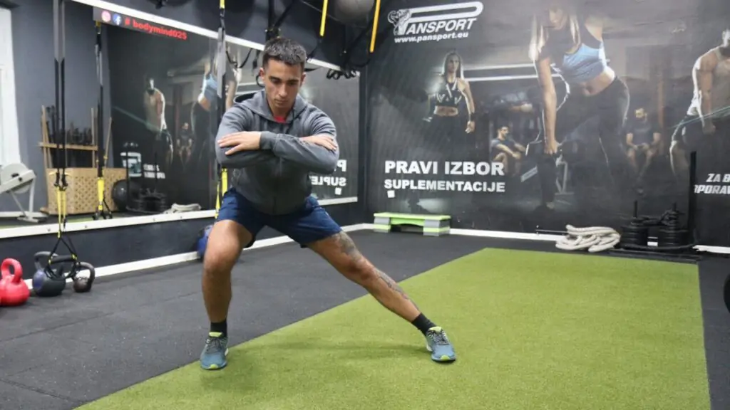 Radomir performs lateral lunges